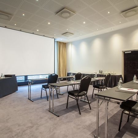 Crowne Plaza Helsinki - Hesperia By Ihg Hotel Ngoại thất bức ảnh
