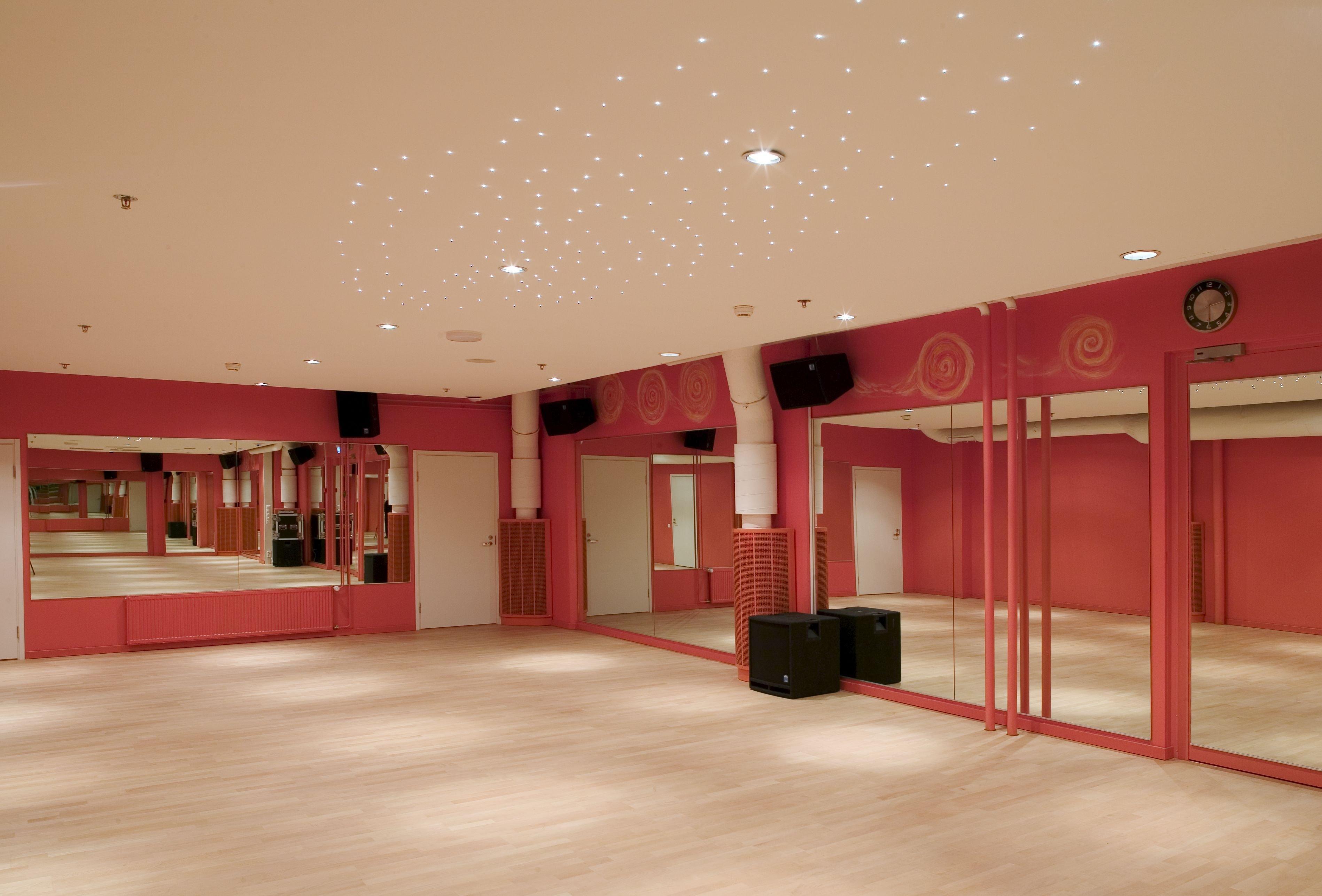 Crowne Plaza Helsinki - Hesperia By Ihg Hotel Ngoại thất bức ảnh