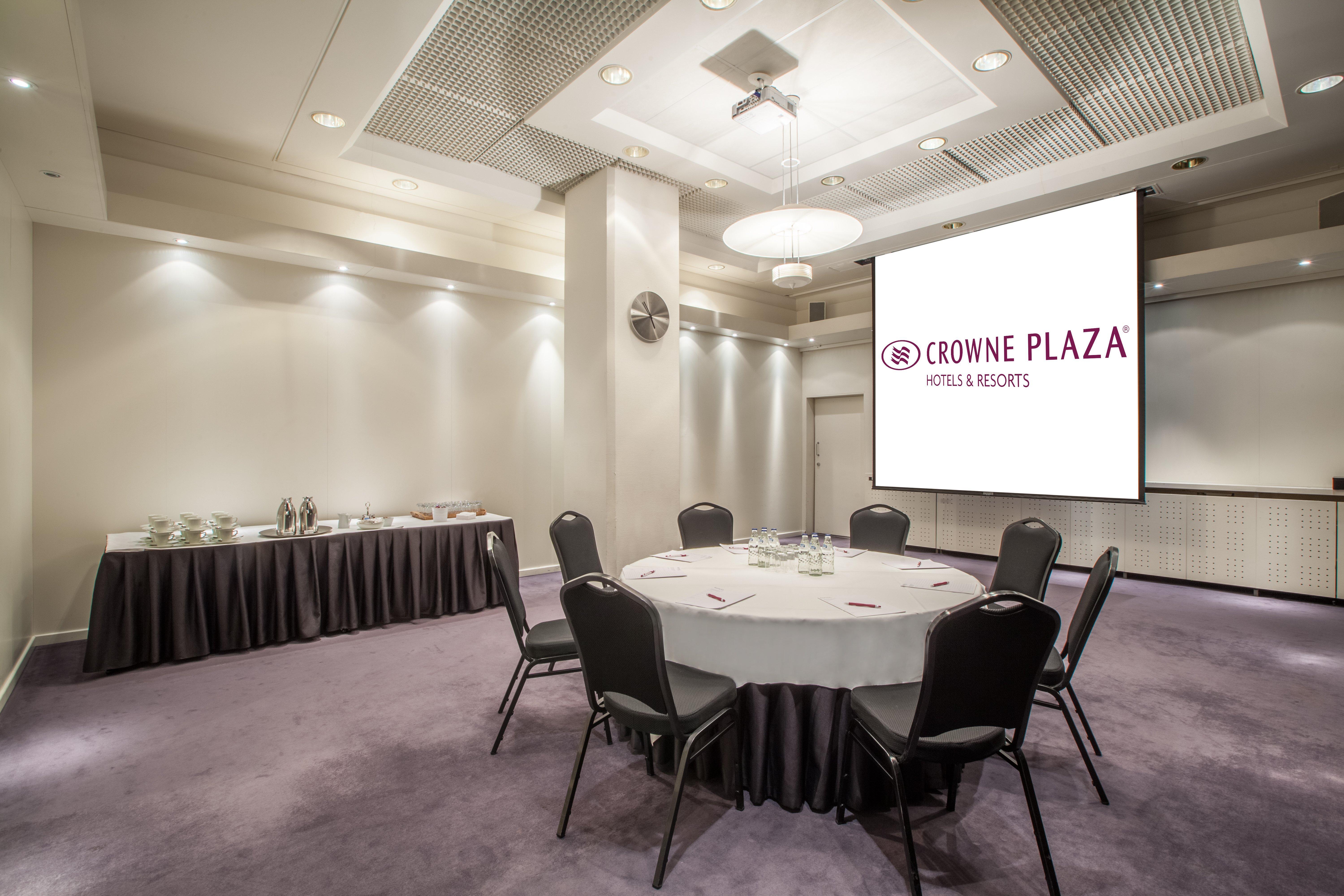 Crowne Plaza Helsinki - Hesperia By Ihg Hotel Ngoại thất bức ảnh