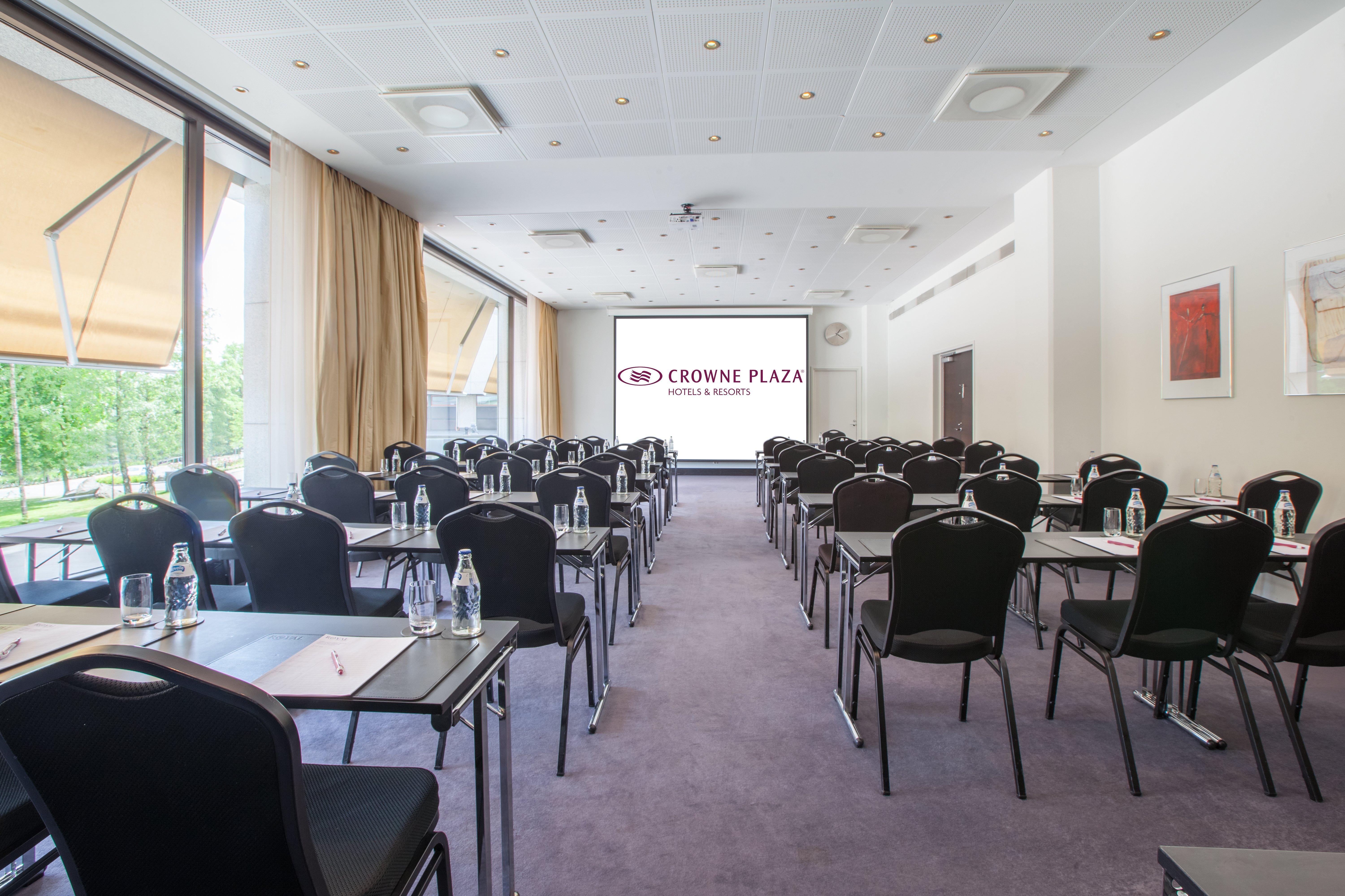 Crowne Plaza Helsinki - Hesperia By Ihg Hotel Ngoại thất bức ảnh