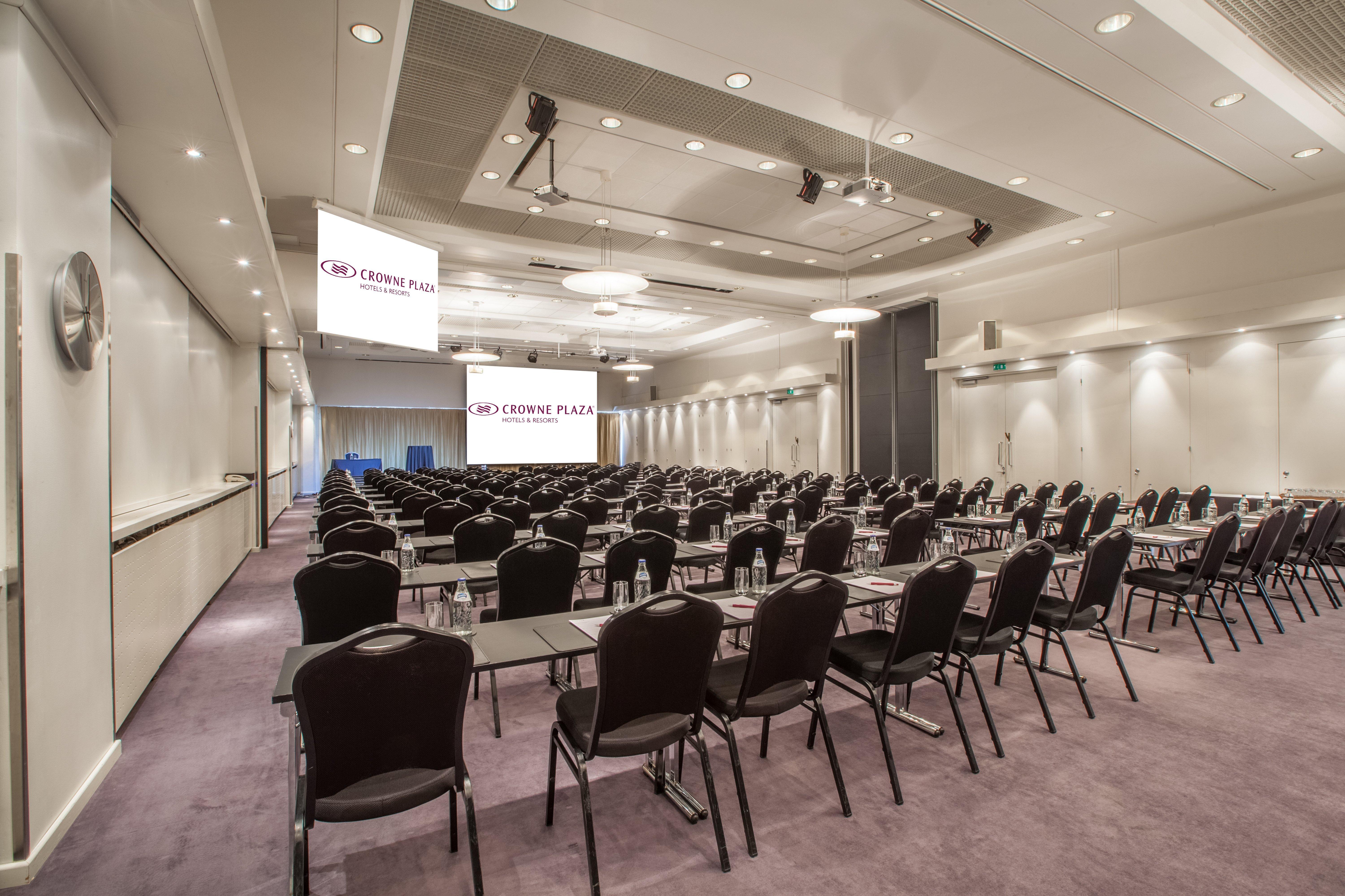 Crowne Plaza Helsinki - Hesperia By Ihg Hotel Ngoại thất bức ảnh