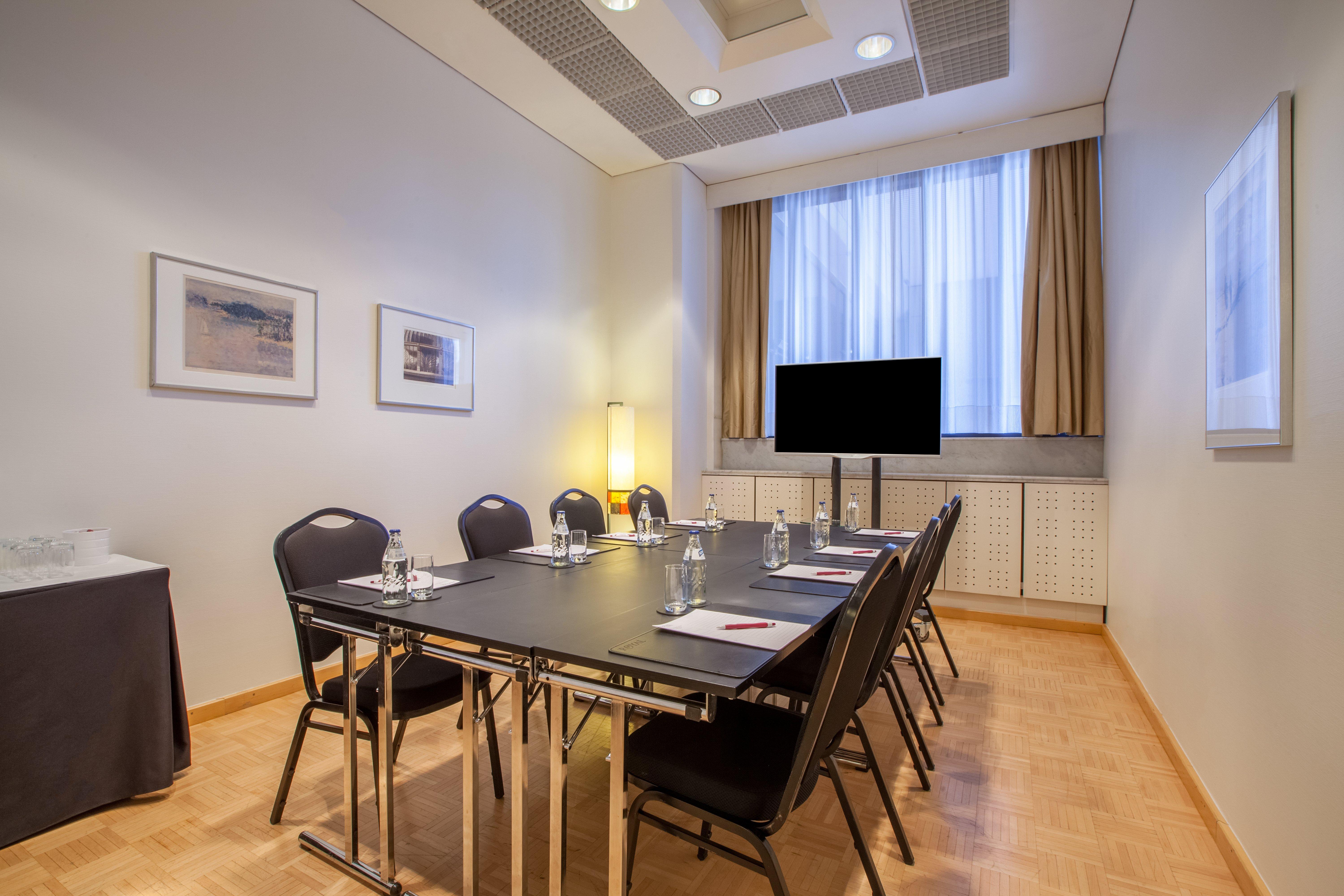 Crowne Plaza Helsinki - Hesperia By Ihg Hotel Ngoại thất bức ảnh