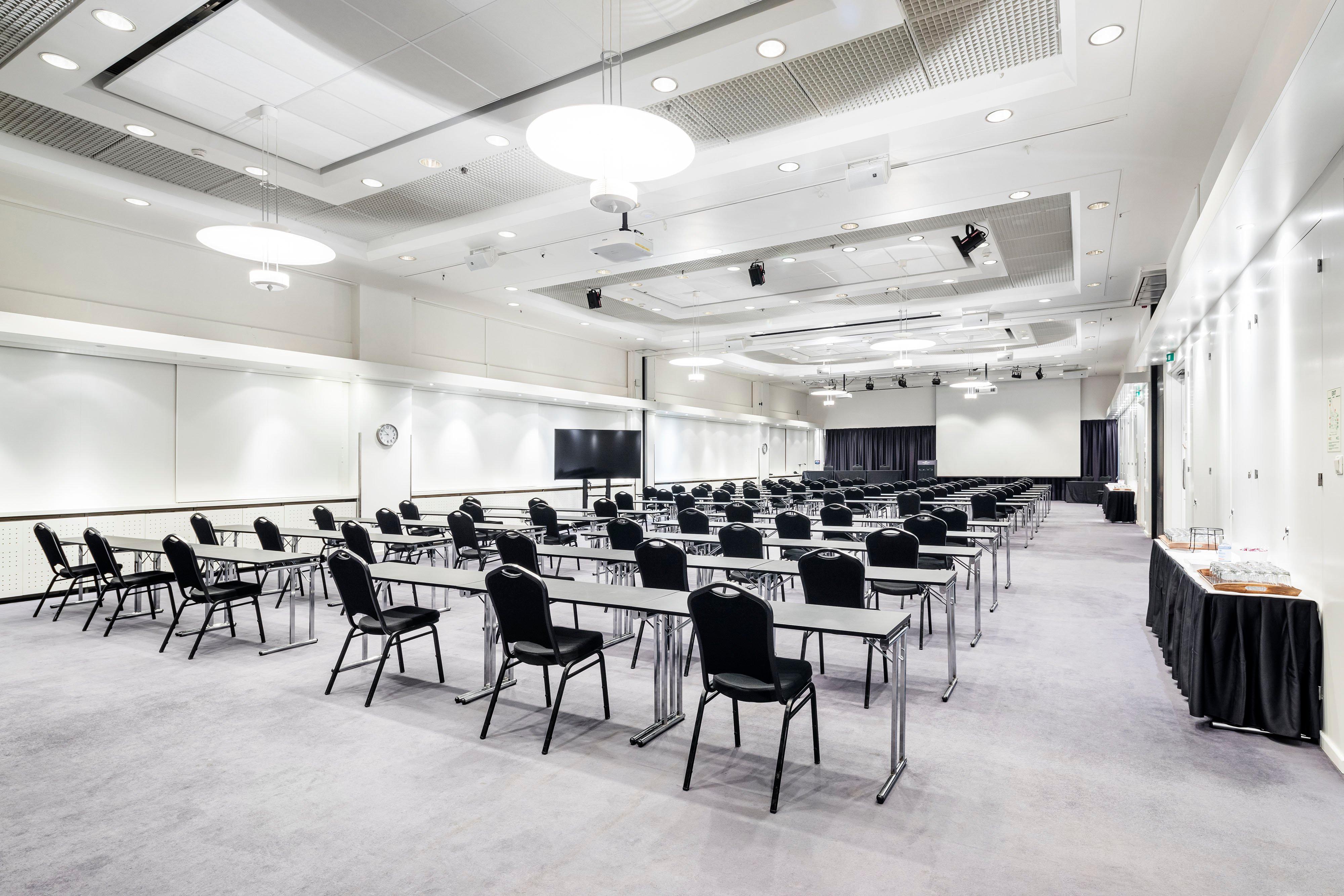 Crowne Plaza Helsinki - Hesperia By Ihg Hotel Ngoại thất bức ảnh